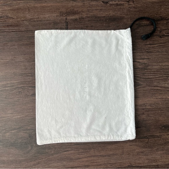 A.L.C. || 12” DUST BAG FOR HANDBAGS || WHITE WITH BLACK DRAWSTRING - Picture 4 of 5